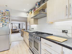 Photo 31- click for photo gallery